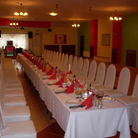 Krokus Hotel Kamienna Gora