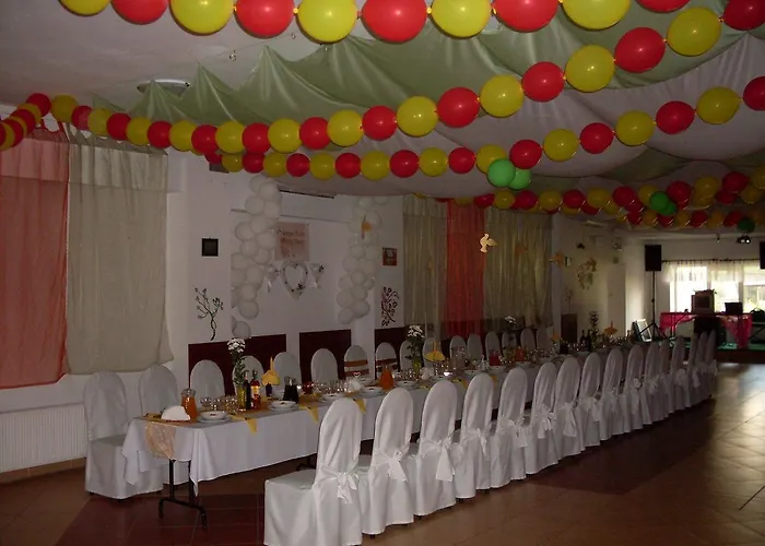 Krokus Hotel Kamienna Gora