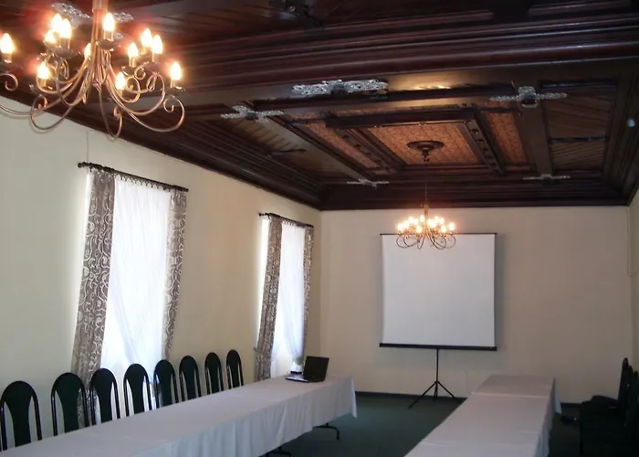 Krokus Hotel Kamienna Gora